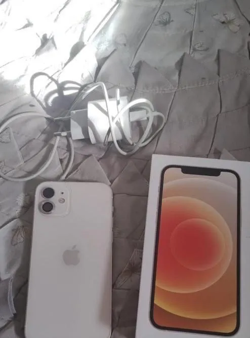 iPhone 12