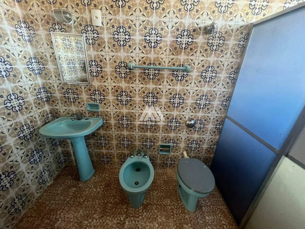 Alugo casa em Itaúna com ótima localização! - Foto 4