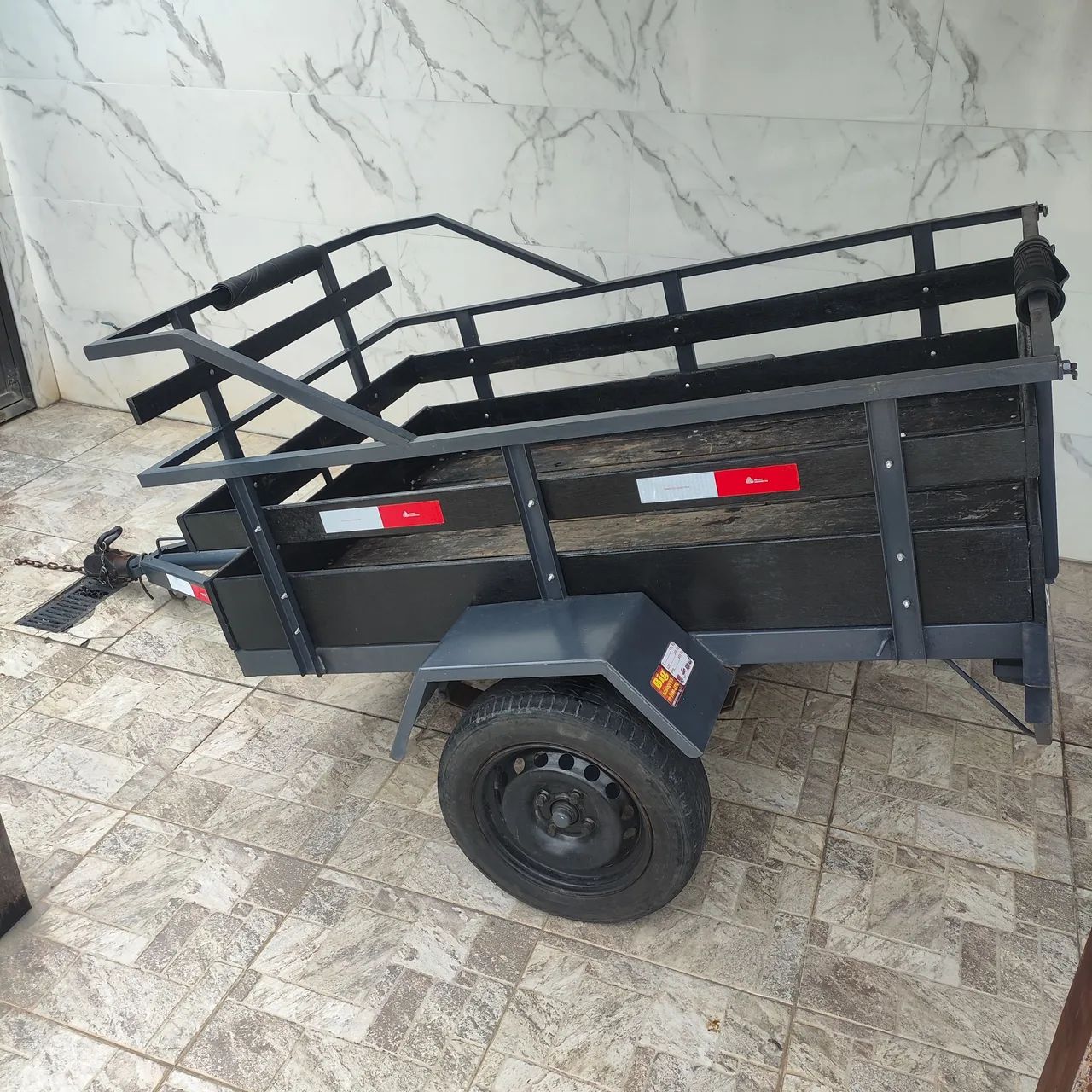 Carretinha de um eixo 64309139427331121