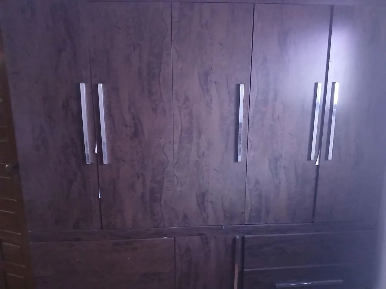 Guarda roupa 5 portas em otimo estado - Foto 3