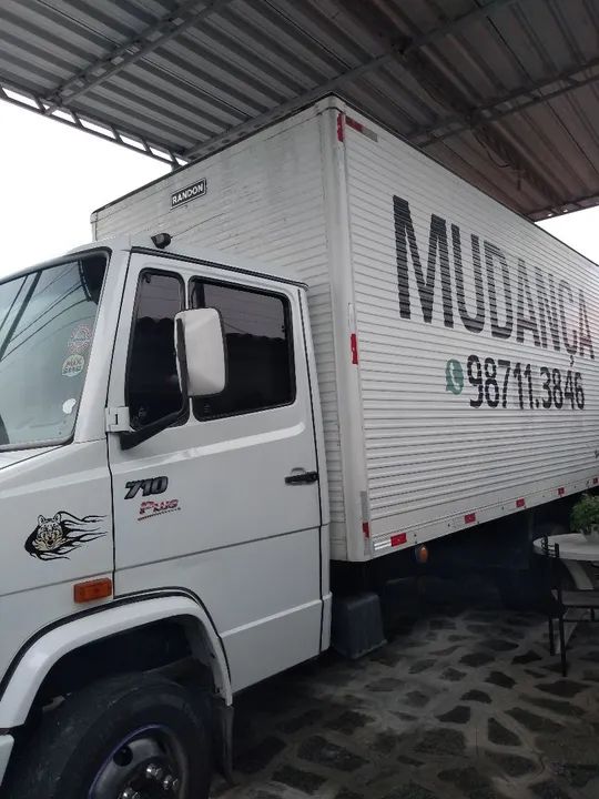 Fretes e mudanças Araújo