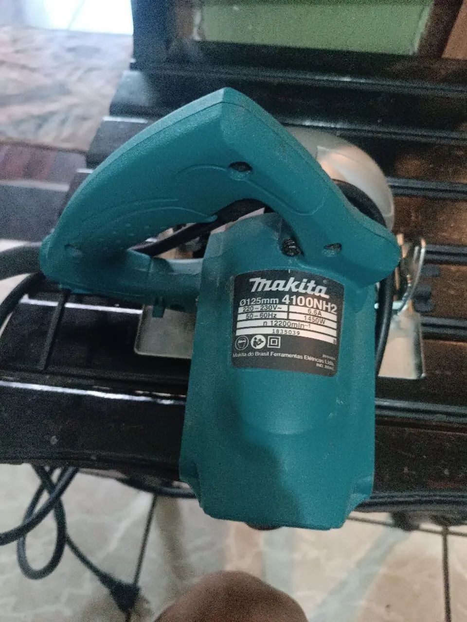 SERRA MÁRMORE MAKITA 