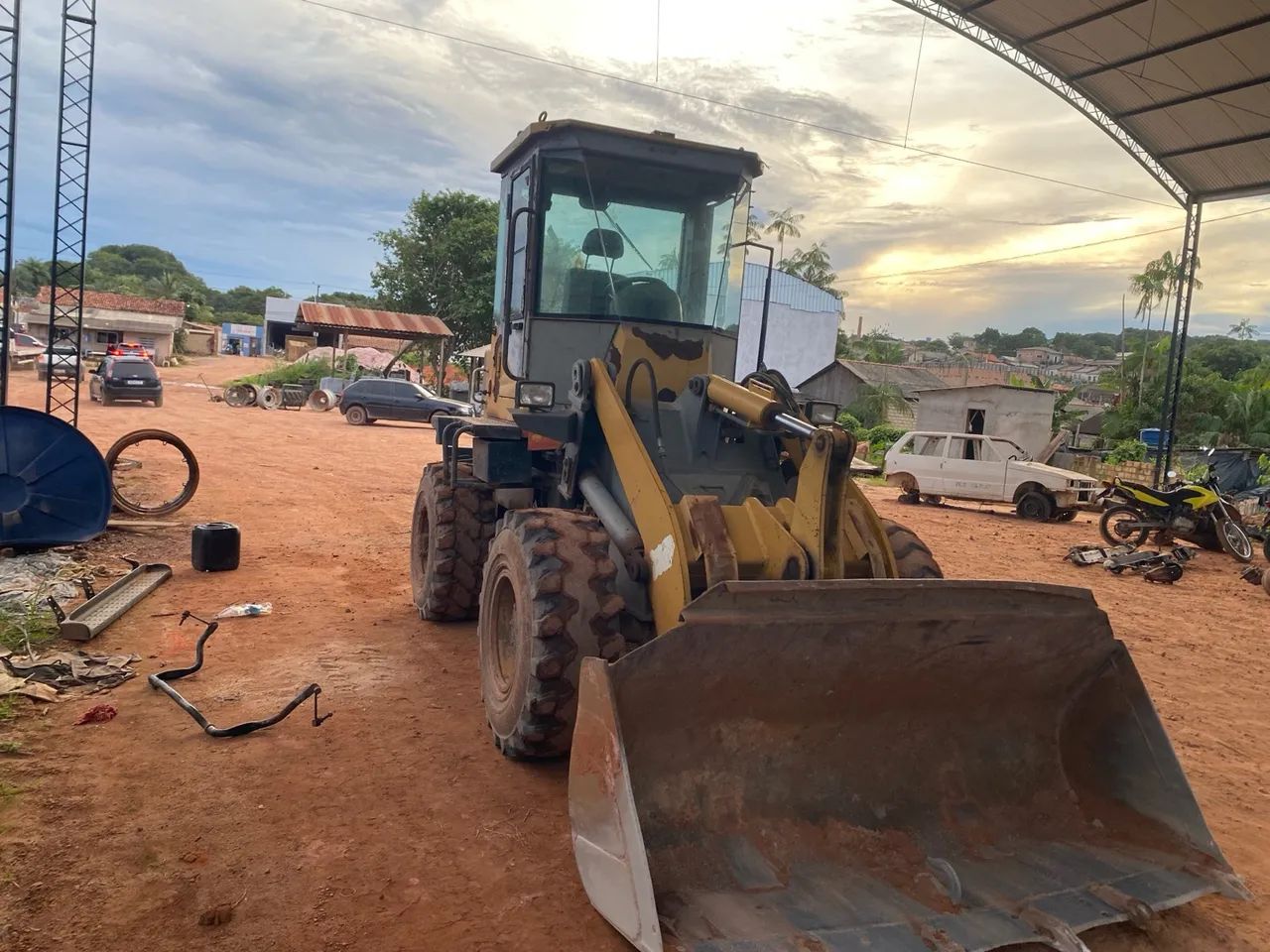 Vendo carregadeira sdlg 918 ano 2012  - Foto 4