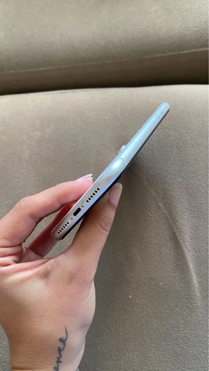 iPhone XR branco 128GB  - Foto 5