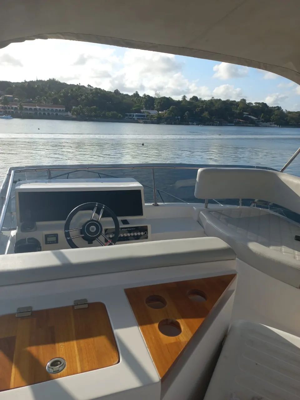 Lancha Royal Mariner RM480 Flybridge - 2022 - Foto 14