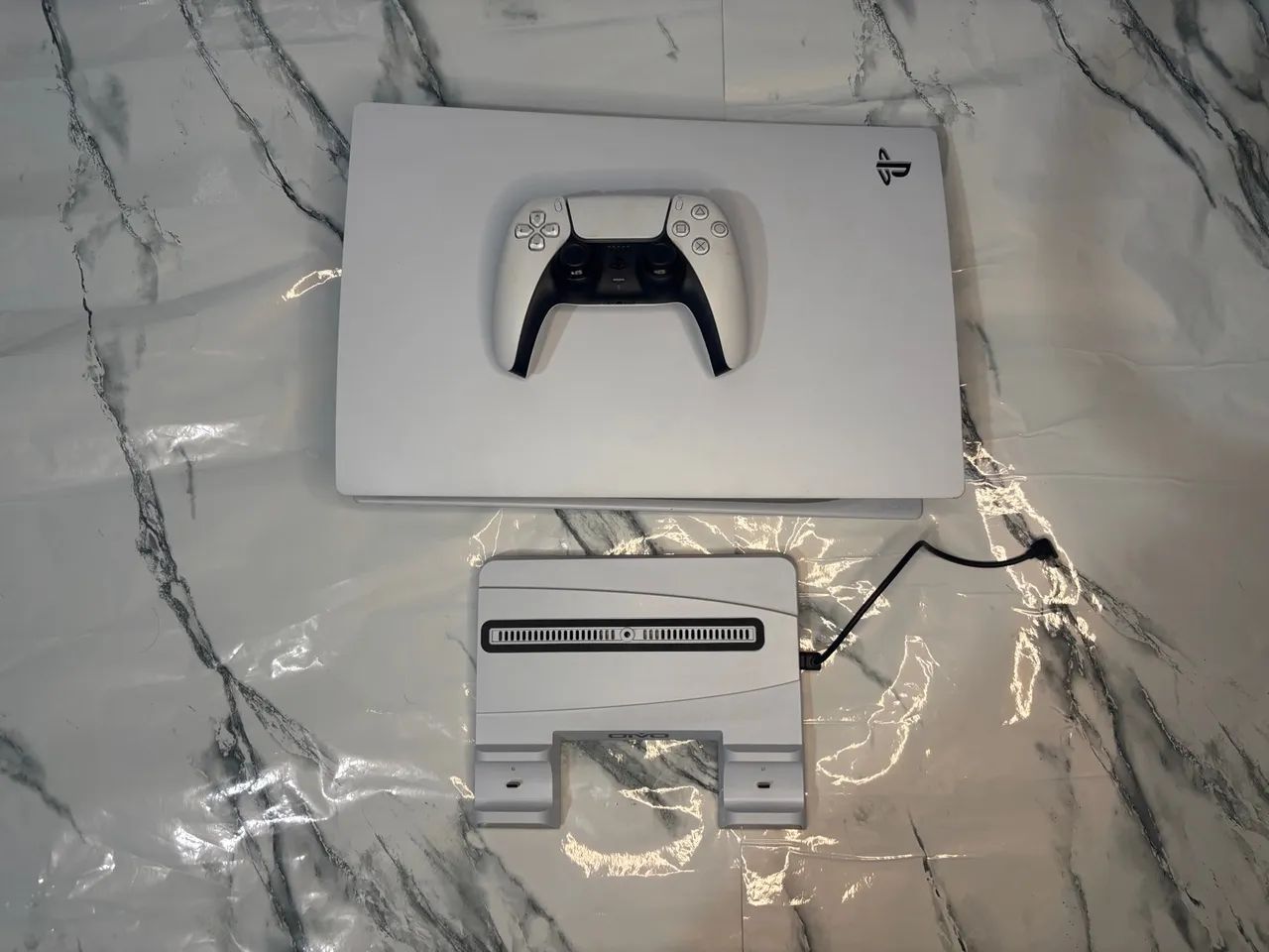 PS5 Fat Physical Media Bundle in Box with Controller Charging Base64290072689665122