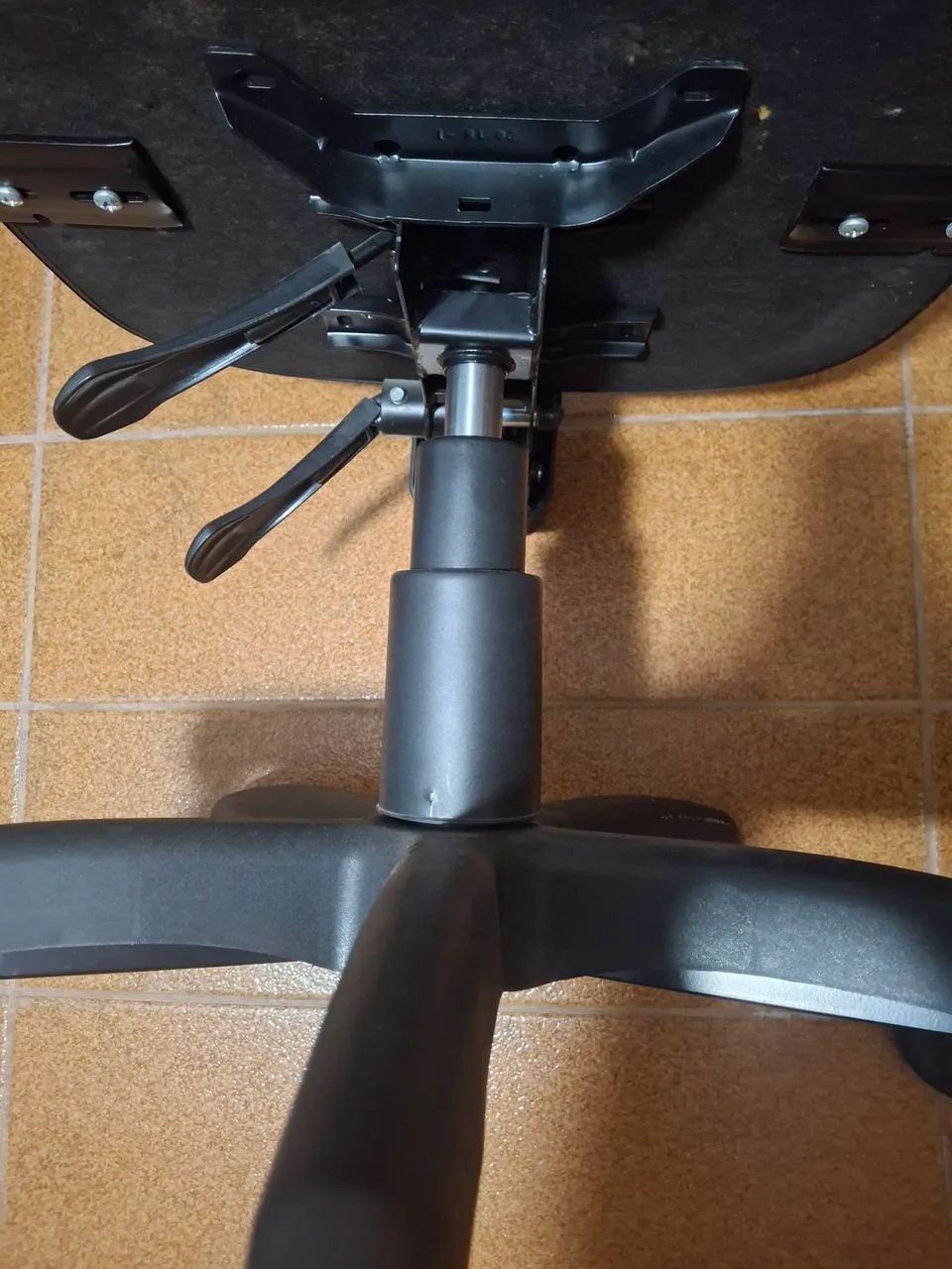 Cadeira de escritório tocco - Foto 3