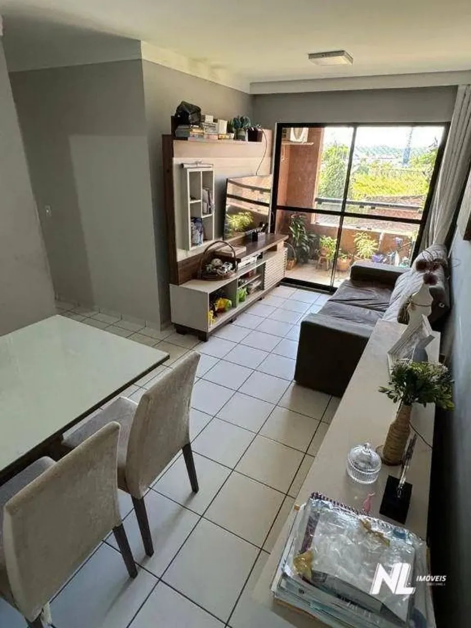 Apartamento com 2 dormitórios para alugar, 57 m² por R$ 2.200,00/mês - Candelária - Natal/