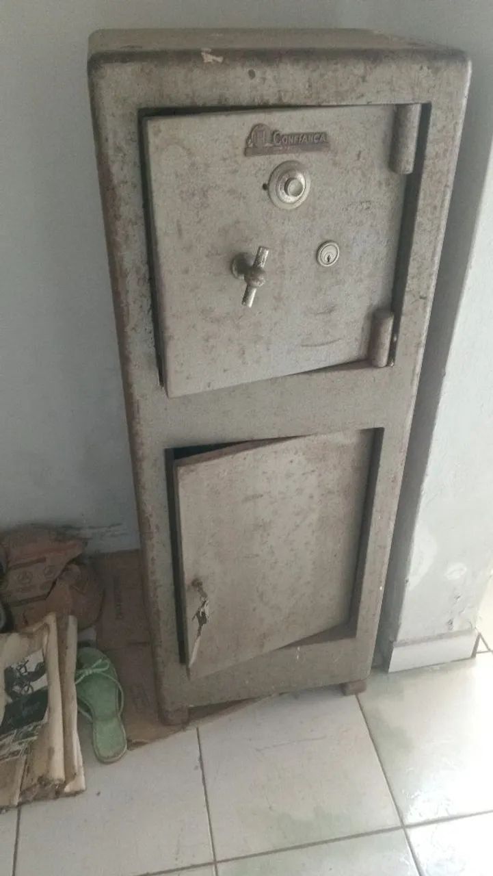 Cofre65082644302850120