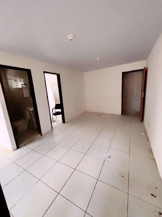 EXCELENTE CASA COMERCIAL ou RESIDENCIAL NA RUA DIRETA DO CABULA 1 - Foto 6