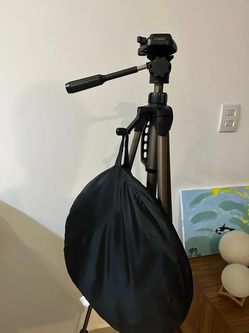 Tripé para câmera fotográfica com rebatedor