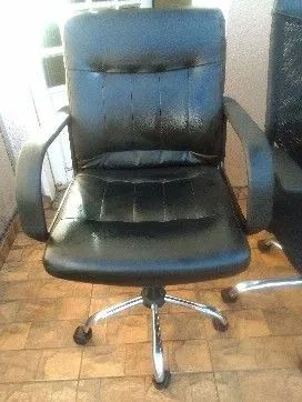 4 Cadeiras Executiva/escritório- Preço de Oportunidade! SEMI NOVA - Foto 6