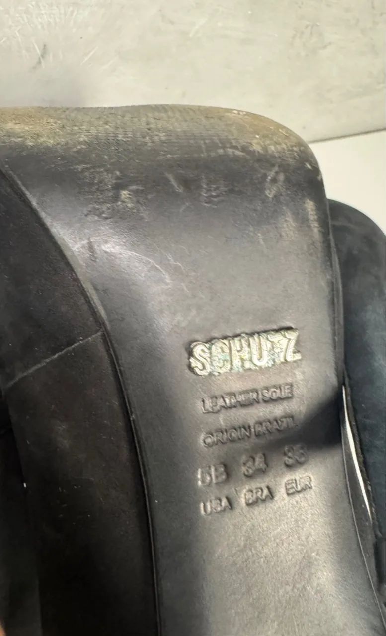Scarpin Schutz Preto - Elegância e Sofisticação - Foto 4