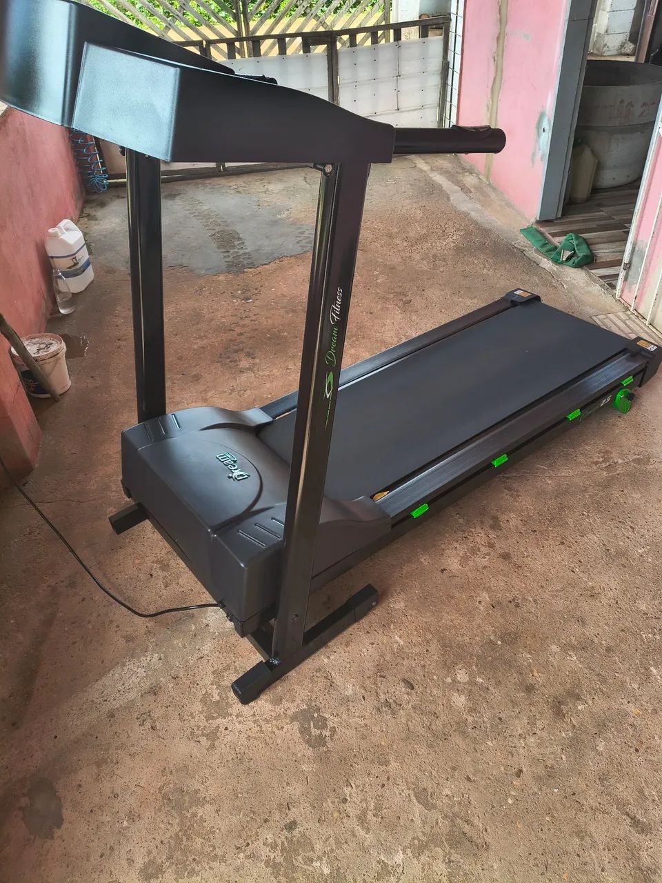 Vende-se uma esteira elétrica  - Foto 2
