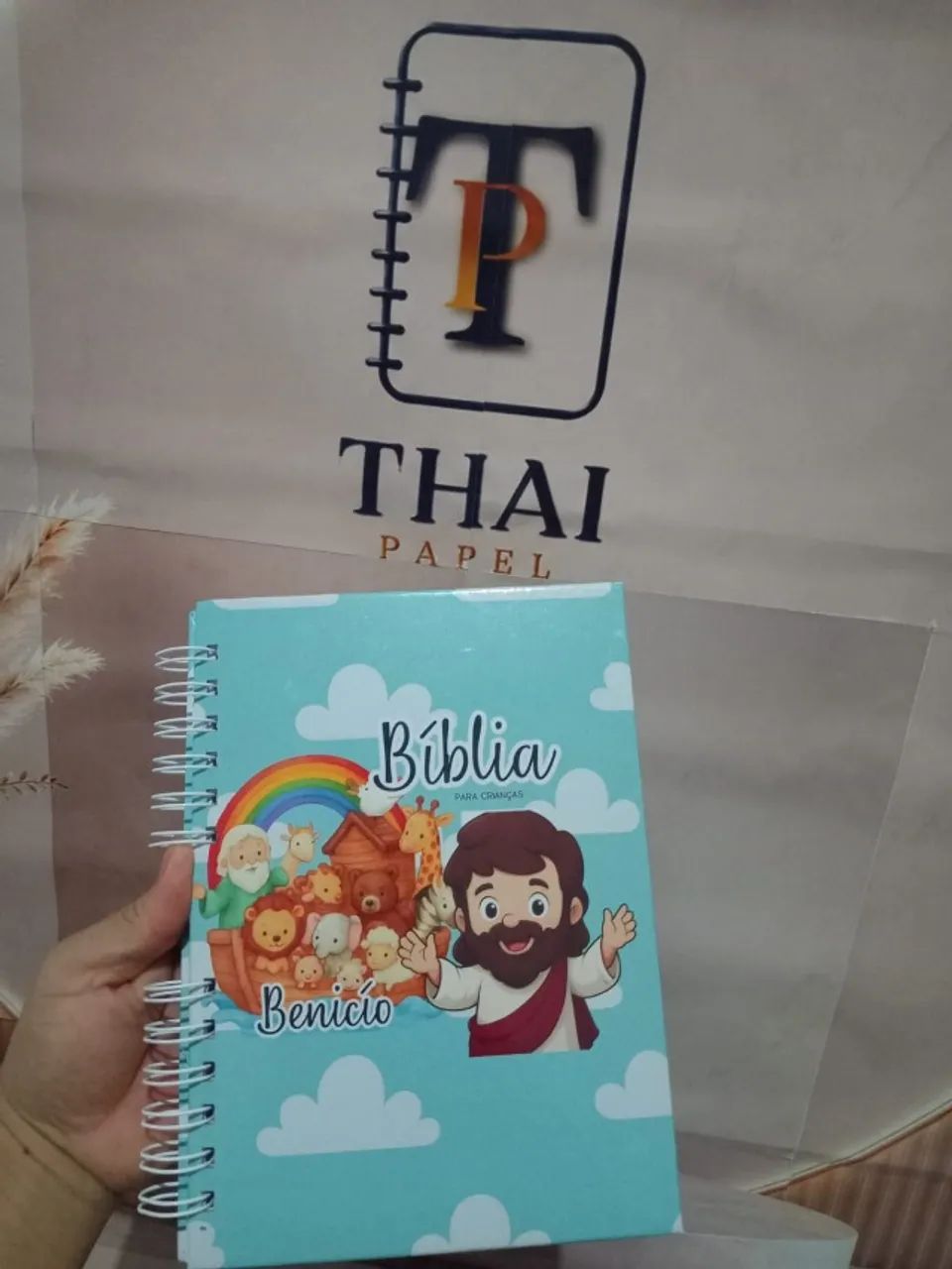 BIBLIA INFANTIL ILUSTRADA COM NOME - Foto 4
