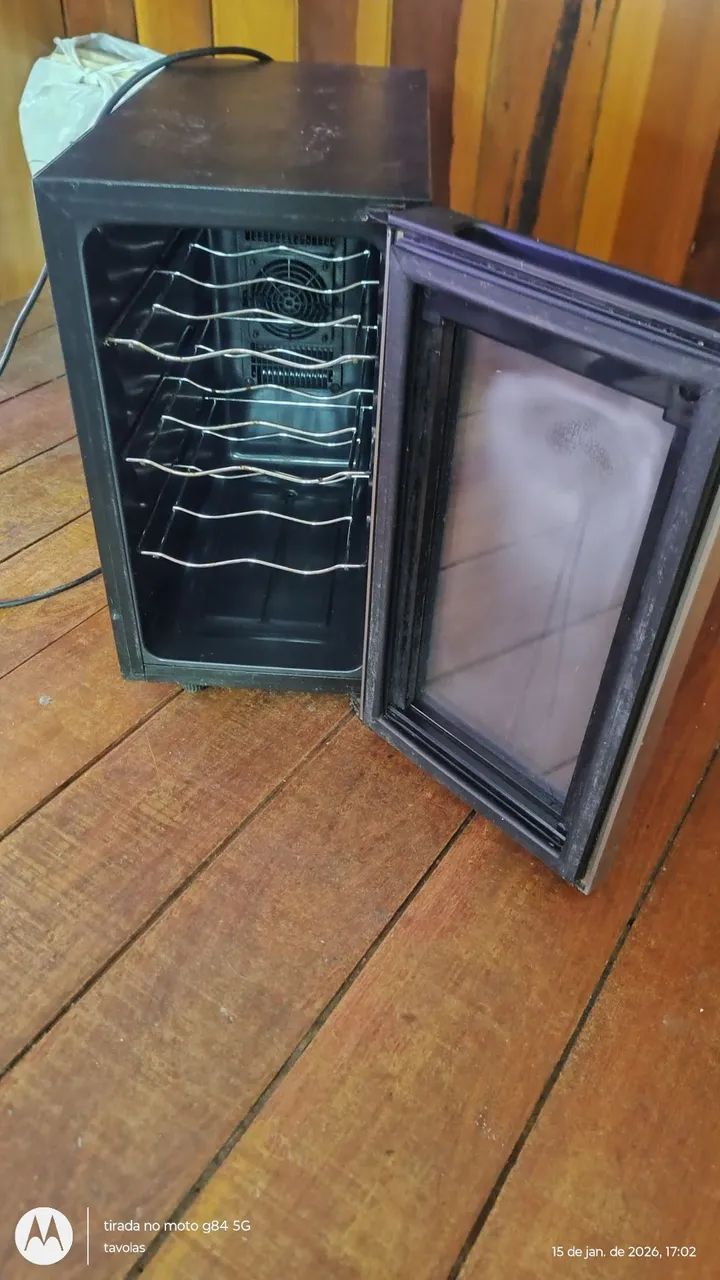 Adega para 8 garrafas - Foto 2