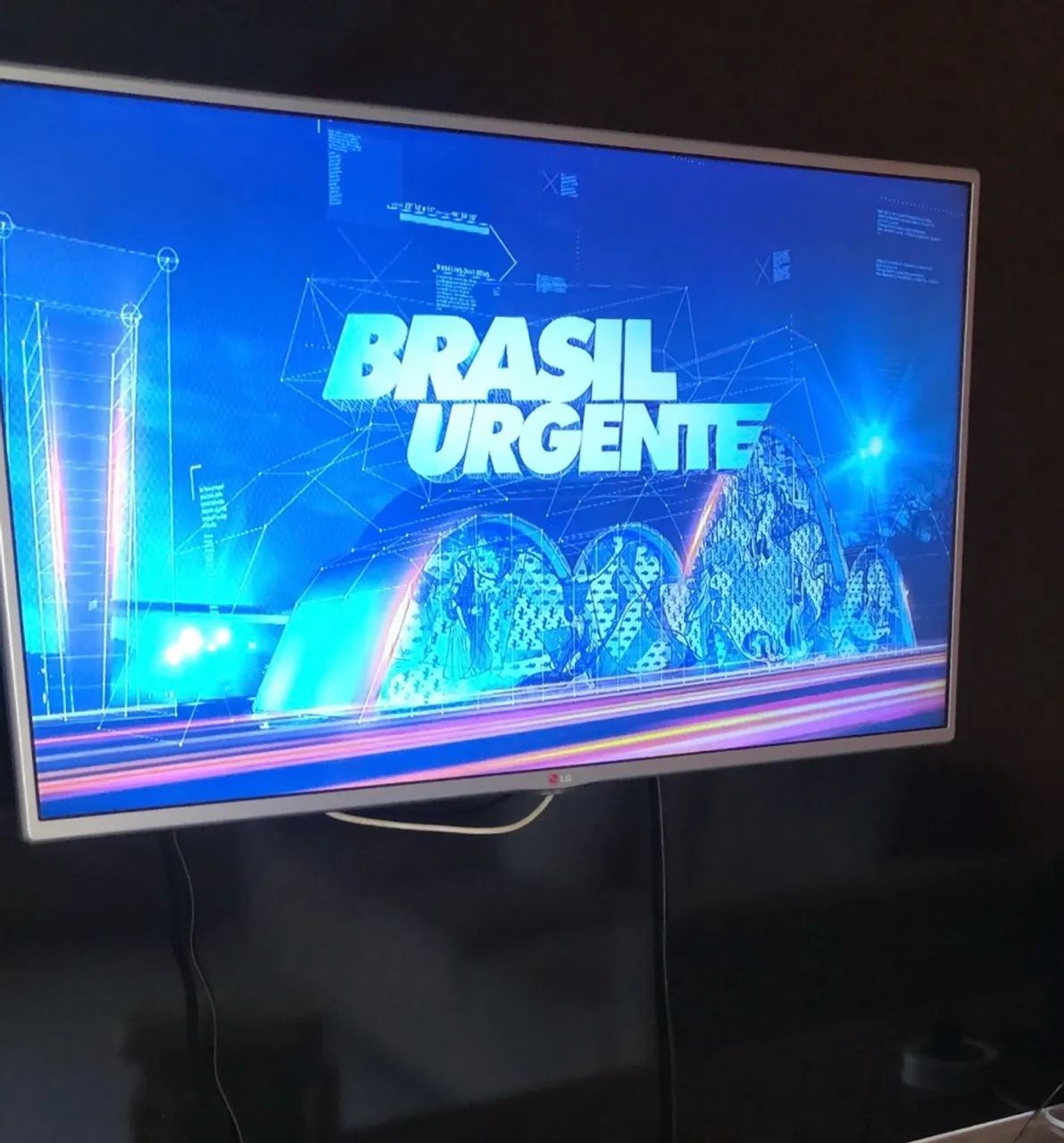 Televisão LG 42 POLEGADAS - modelo 42LB5600-SB - Foto 2