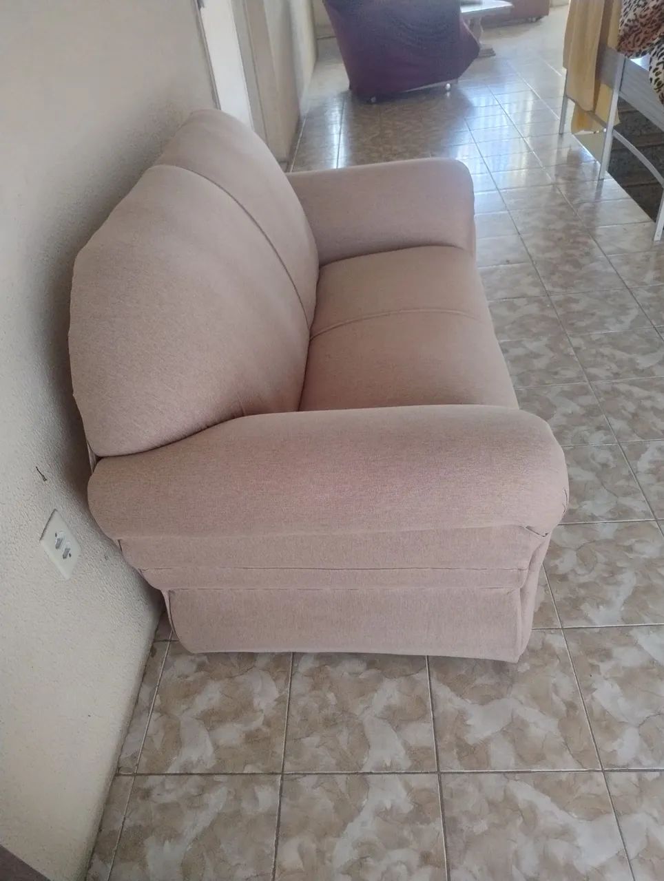SOFÁ NOVÍSSIMO, BELÍSSIMO,PARA TROCA! - Foto 3