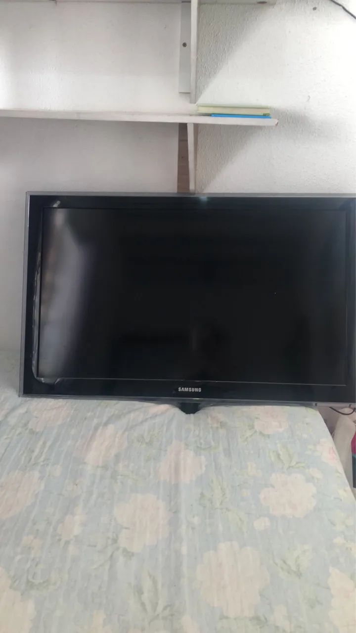 Tv Samsung 40 polegadas (não é smart) funcionando perfeitamente 