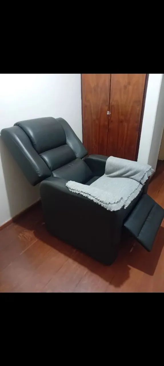 Poltrona reclinável 