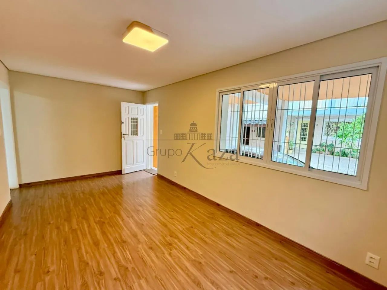 Casa de Rua Fechada - Pinheiros - 3 Suítes - 126m². - Foto 2