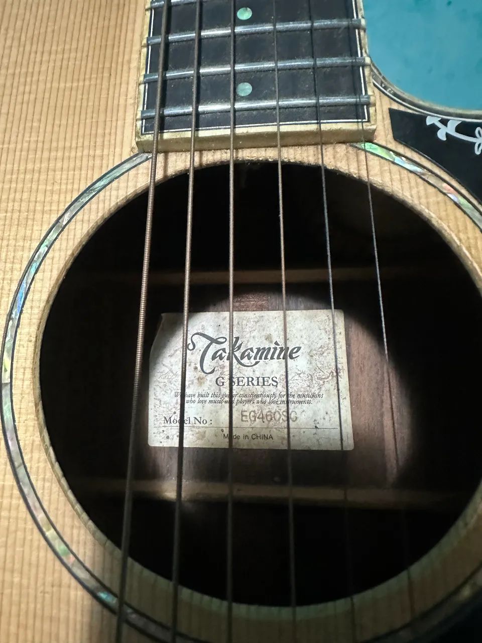 Violão takamine 