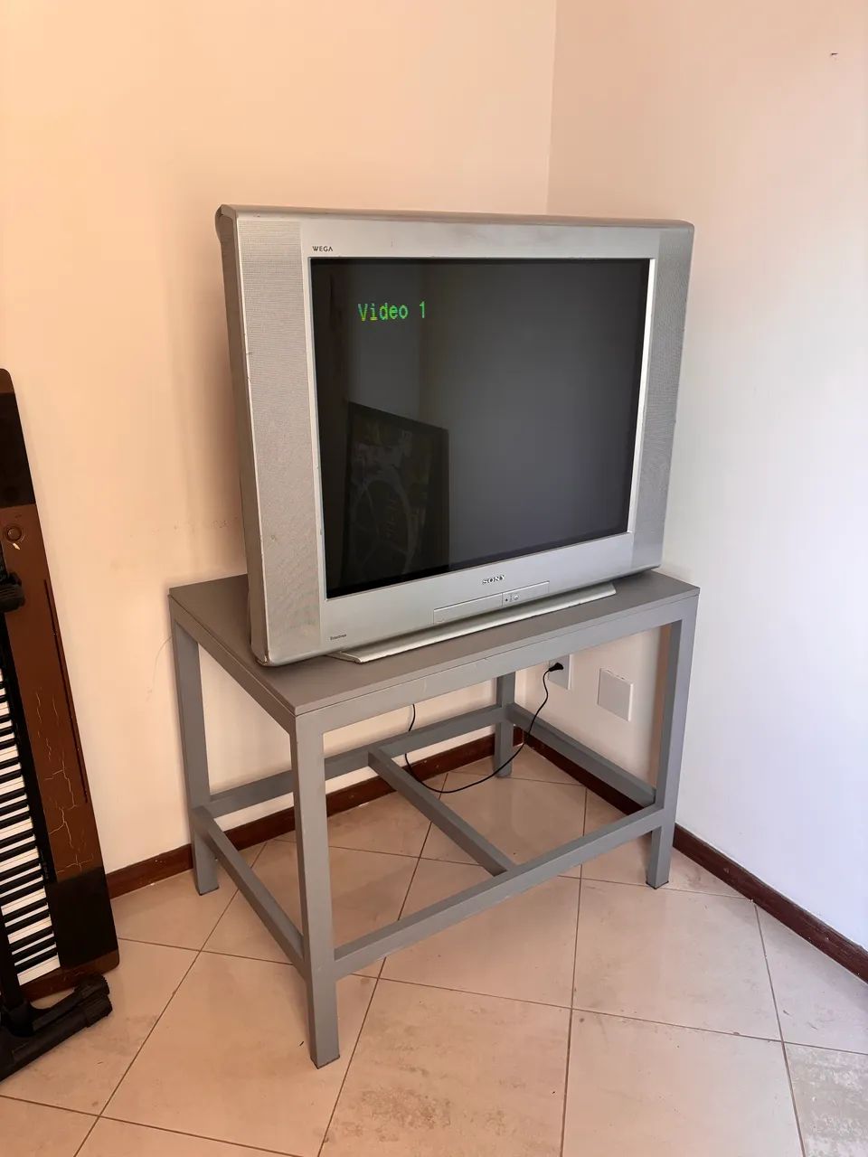 TV Sony Wega Trinitron 38 polegadas (rack incluso) - Foto 5