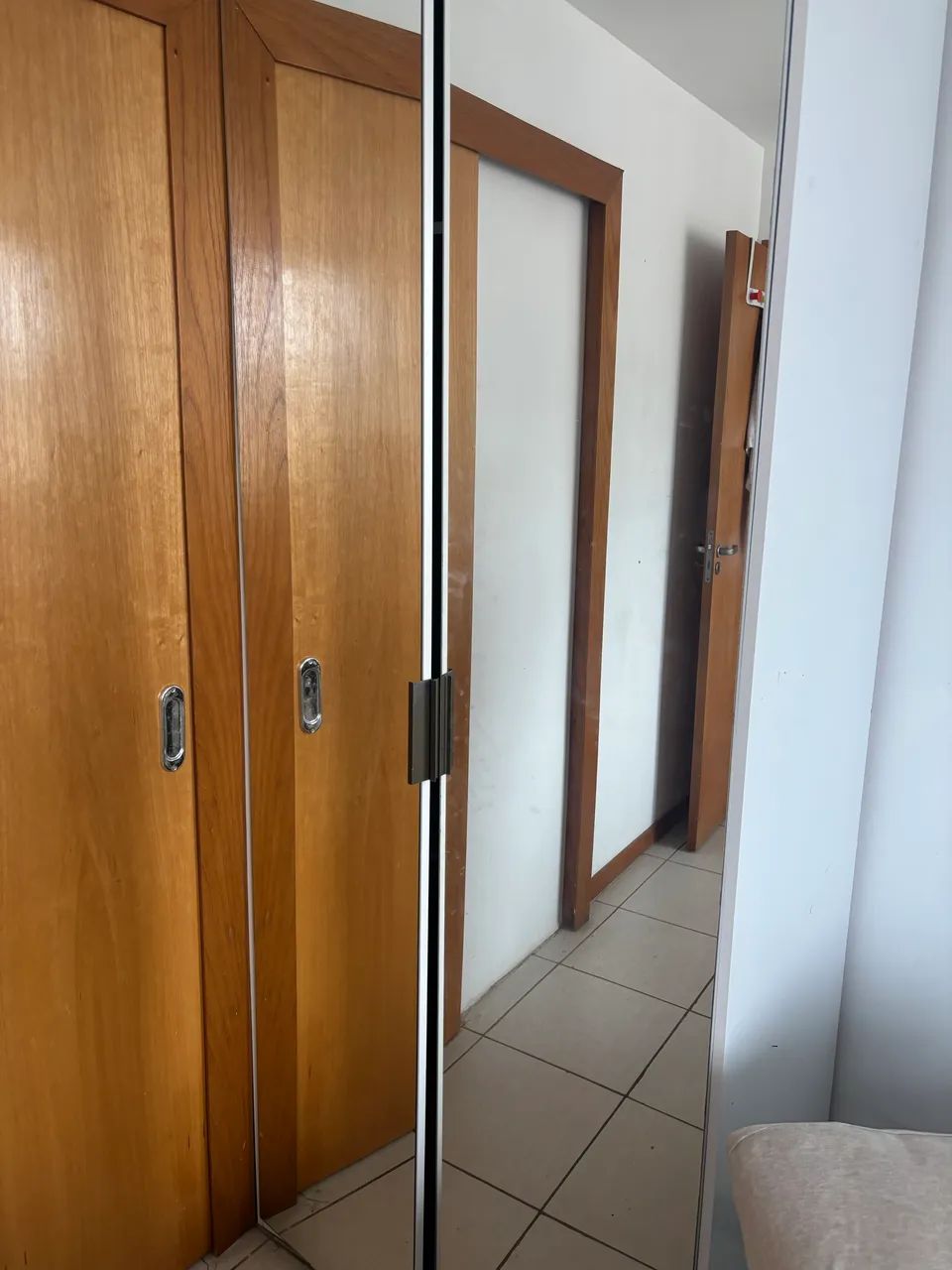 Armário de espelho duas portas - Foto 2