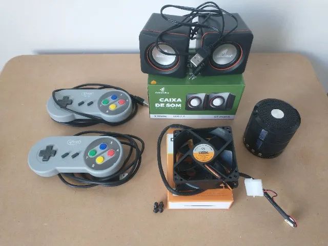 Kit Informática e Multimídia: Controles USB + Caixas de Som + Cooler Fan