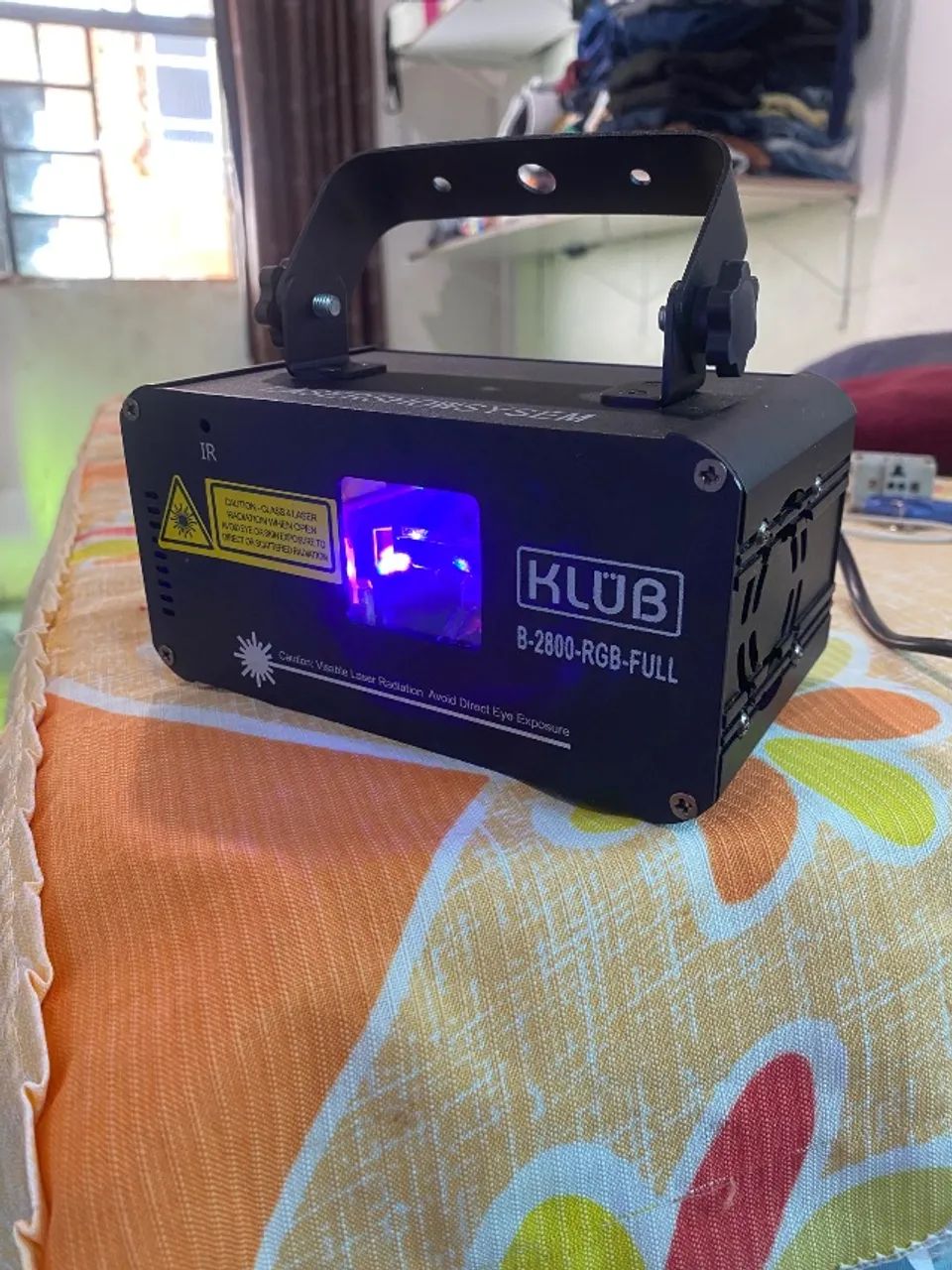 Vendo Máquina de fumaça + Luz de laser - Foto 3