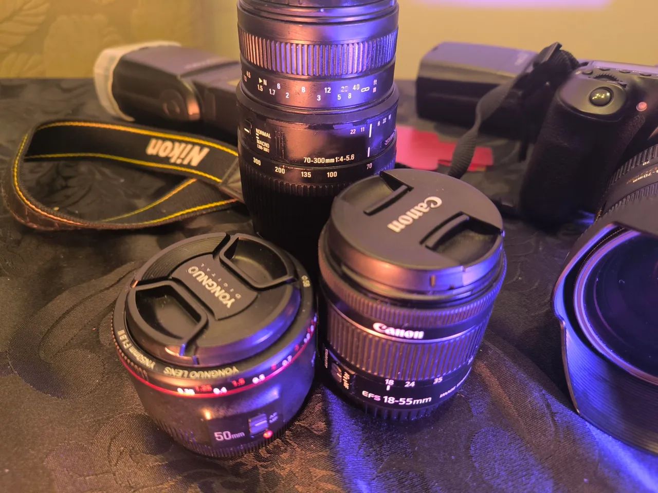 Kit 80d + 24-70 + 70-300 Sigma + 18-55 Canon + flash e filtros - Foto 4