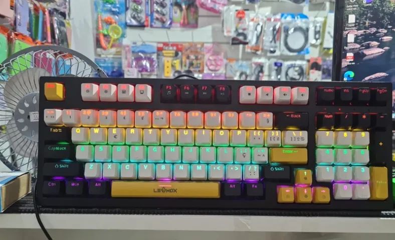 Teclado Mecânico NOVO! - Foto 3
