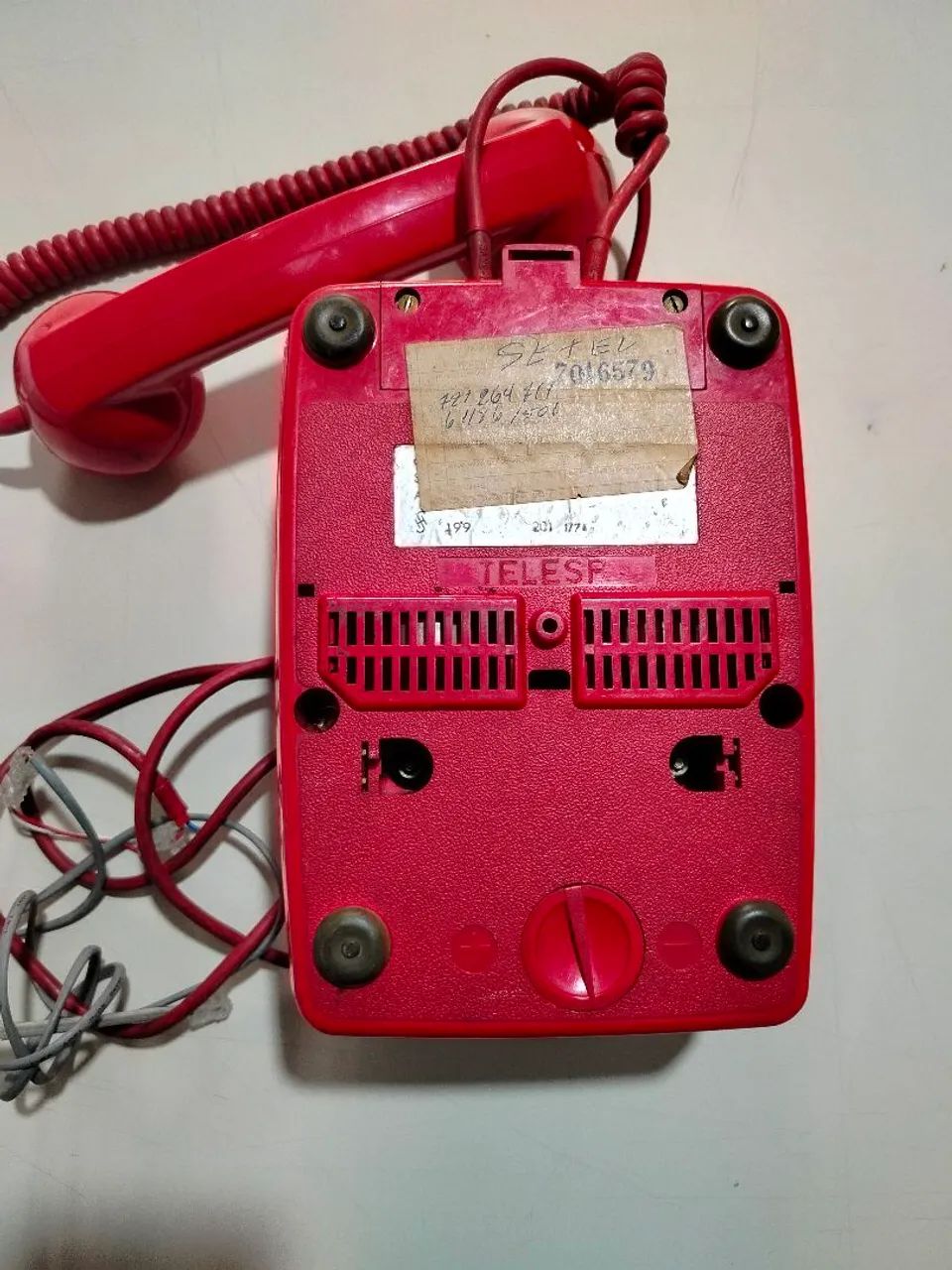 Telefone de disco antigo cor vermelho  - Foto 5