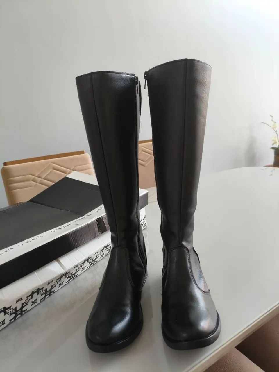 Bota NOVA ( NUNCA USADA) - Foto 4