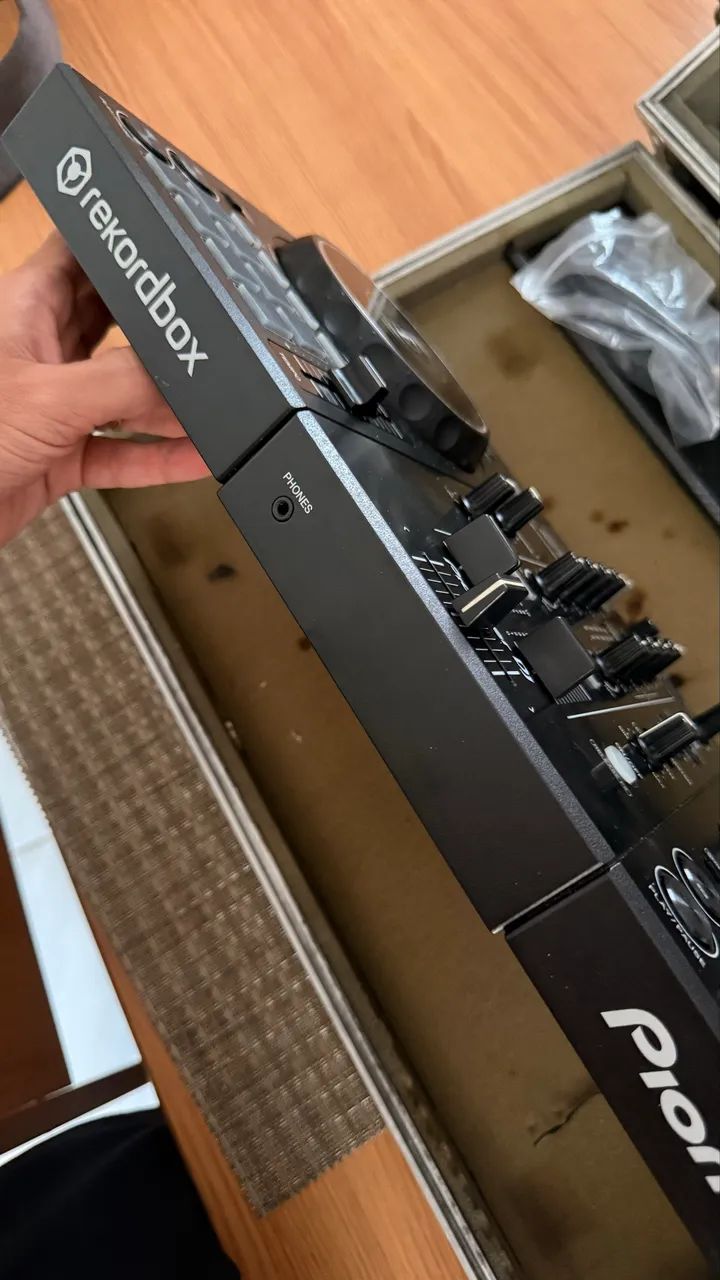 DDJ 400 - PIONNER + MALETA CASE  - Foto 4