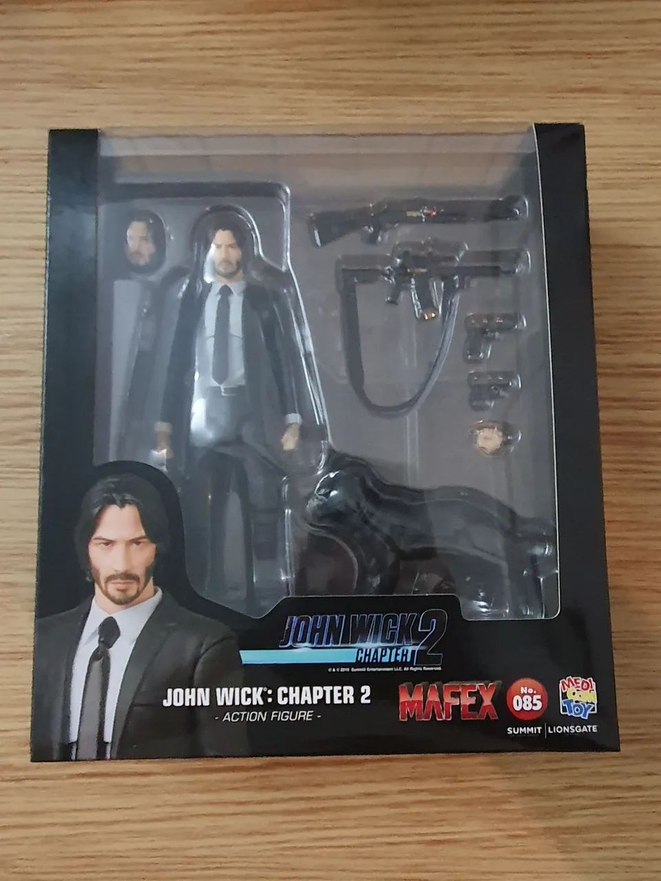 John WICK chaper 2 MAFEX - Hobbies e coleções - Santa Cruz, Rio de
