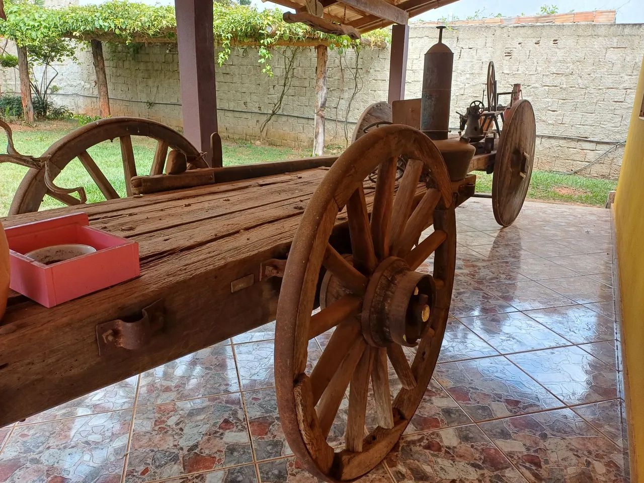 Carro de boi e carroção