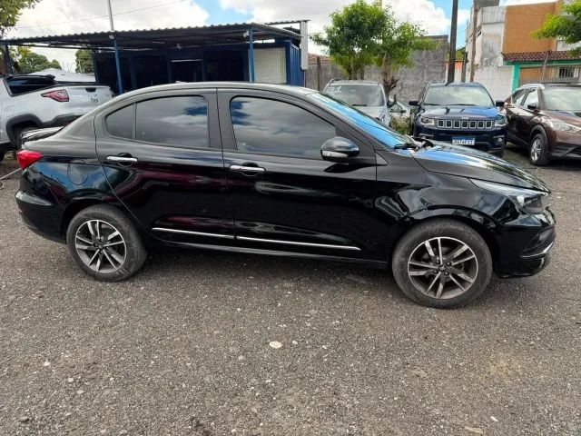 Fiat Cronos Precision 1.3 16V Flex Aut. 2025 - Foto 2