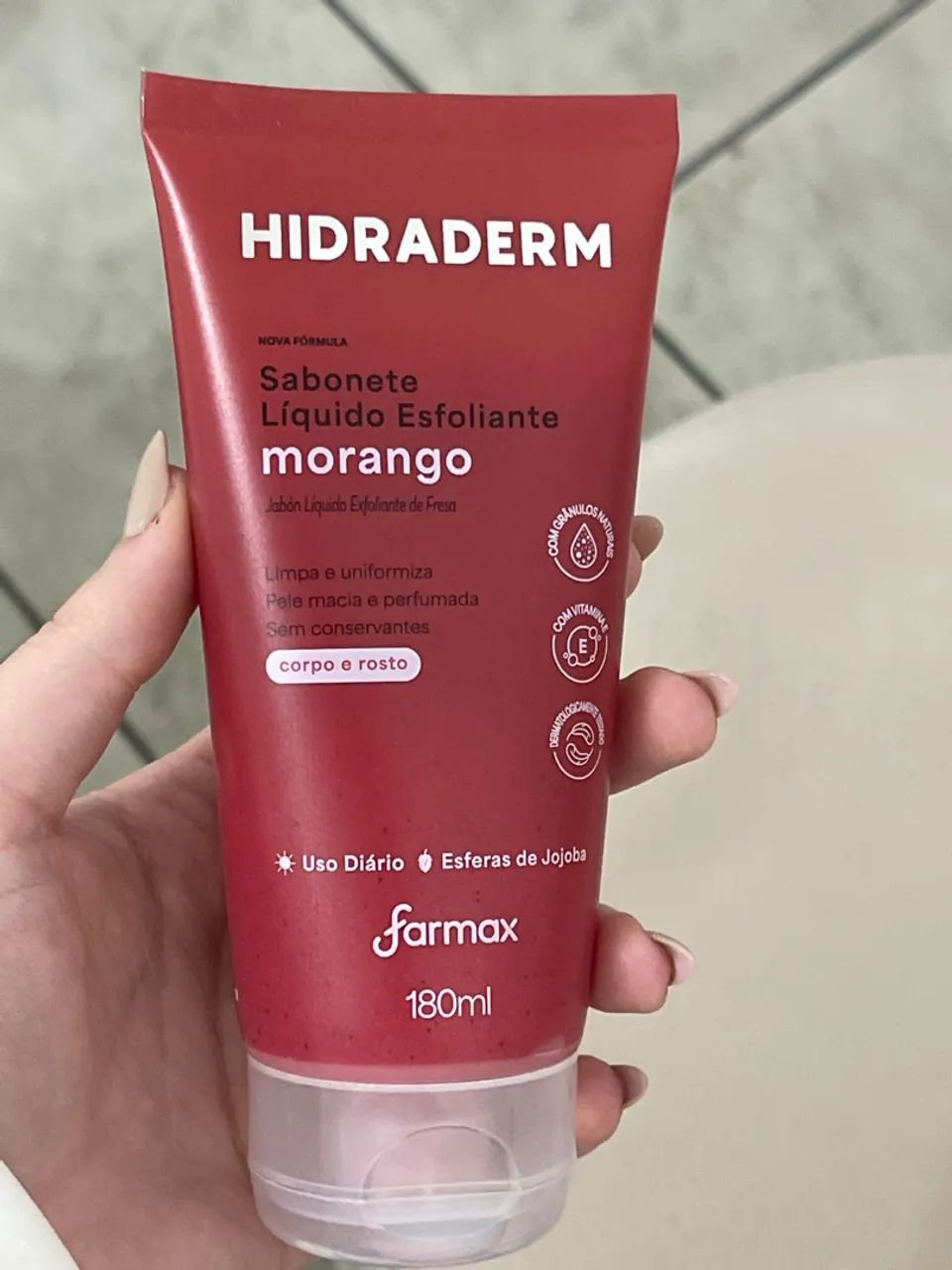 Esfoliante corporal e facial 