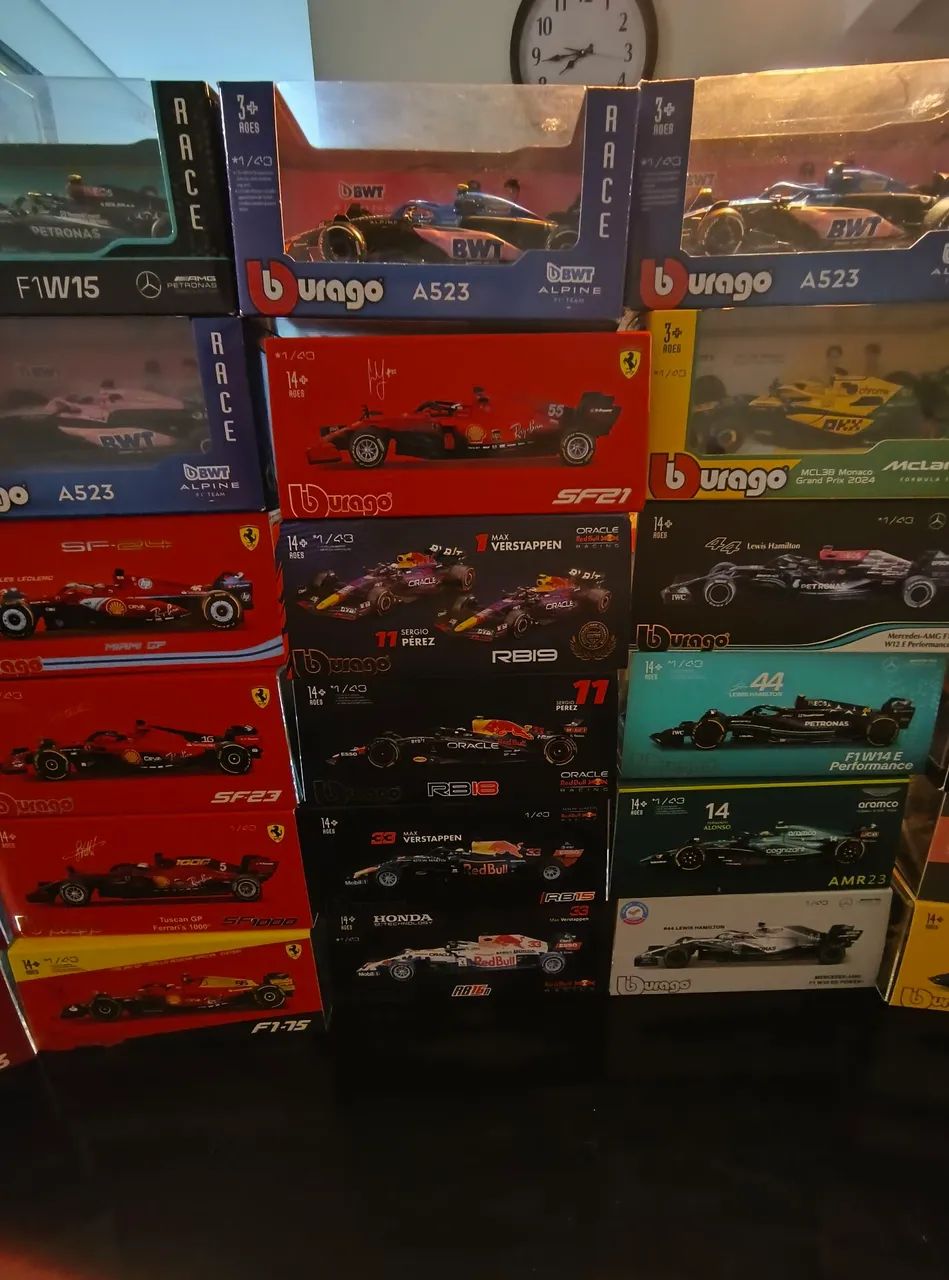 31 miniaturas Burago Fórmula 1 em escala 1/43 novas na caixa tops - Foto 6