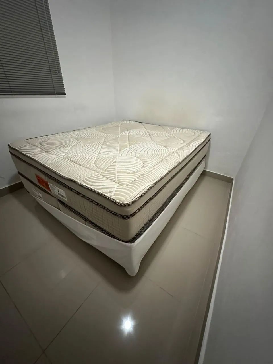 Colchões novíssimo   - Foto 2