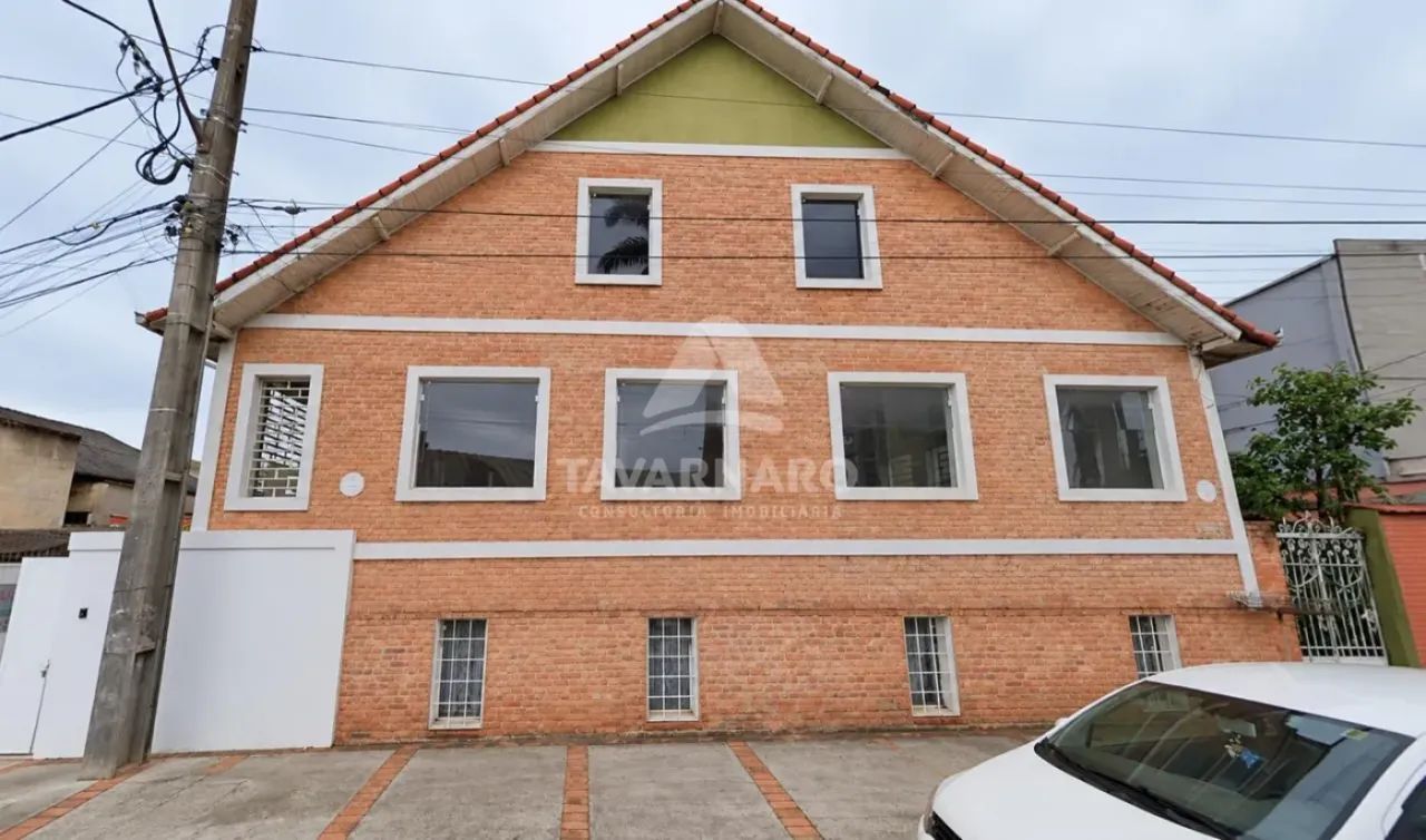 Comercial Casa em Ponta Grossa