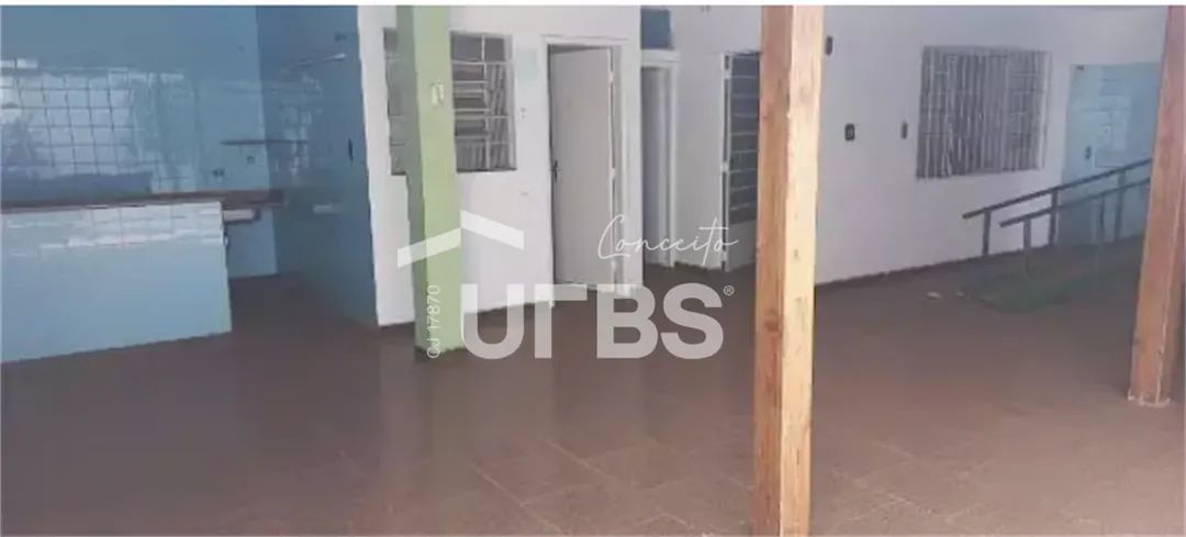 Casa Comercial com 320m² à venda no Martins
