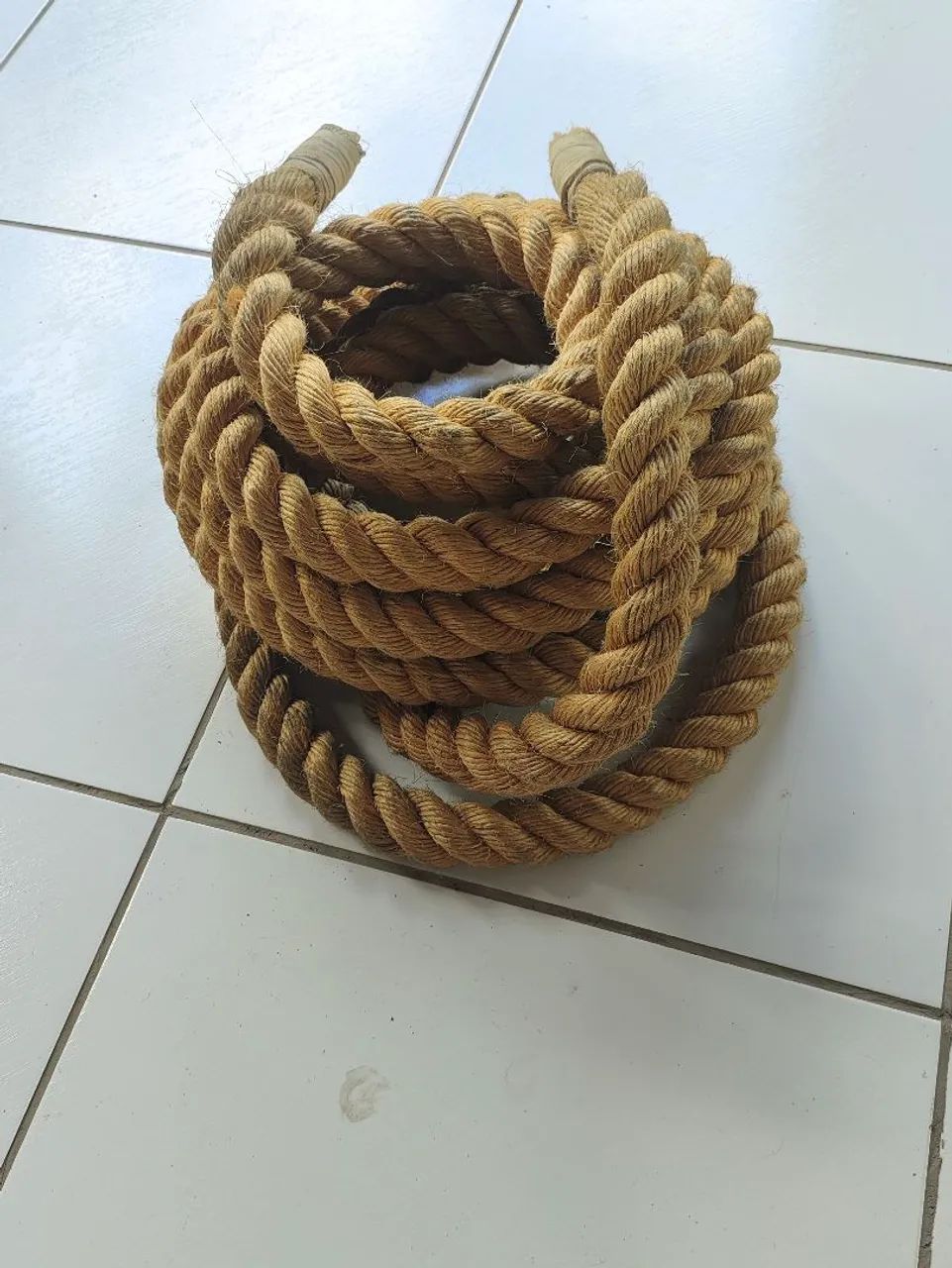 Corda Naval Sisal 50mm 10 Metros para diversos Exercícios<br>Decoração Resistente - Foto 5