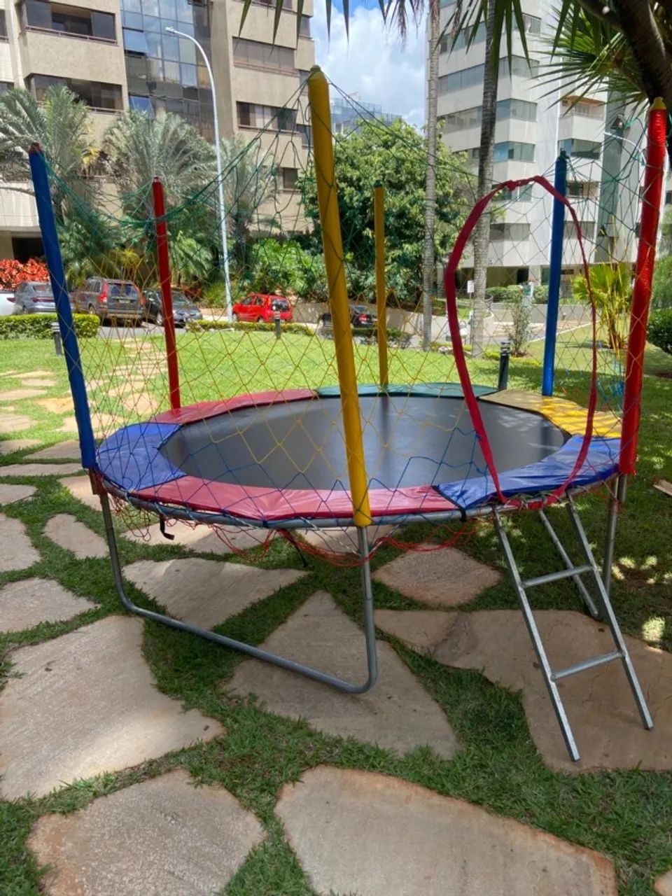 Aluguel de pula pula e piscina 