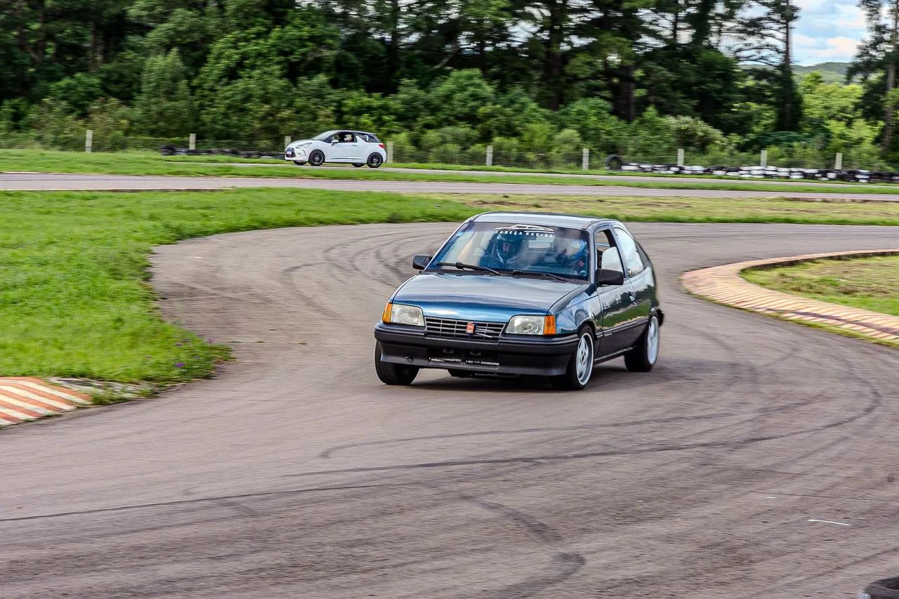 Chevrolet Kadett GLS 1.8 EFI / Sl/e 1.8 (álcool) 1992 - Foto 4