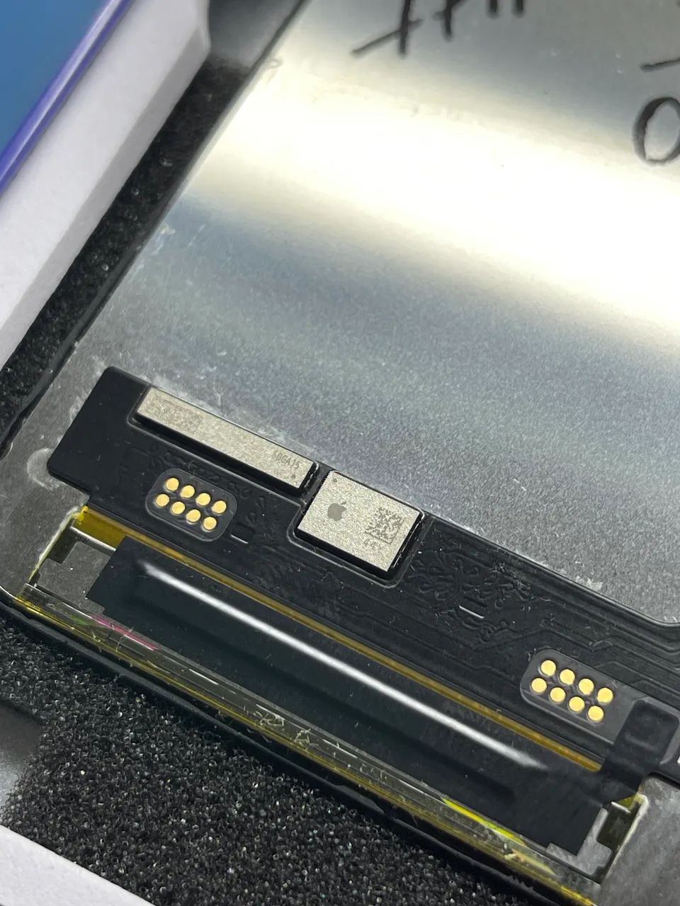 Display Iphone 15 plus original retirado com flex auricular original. - Foto 4