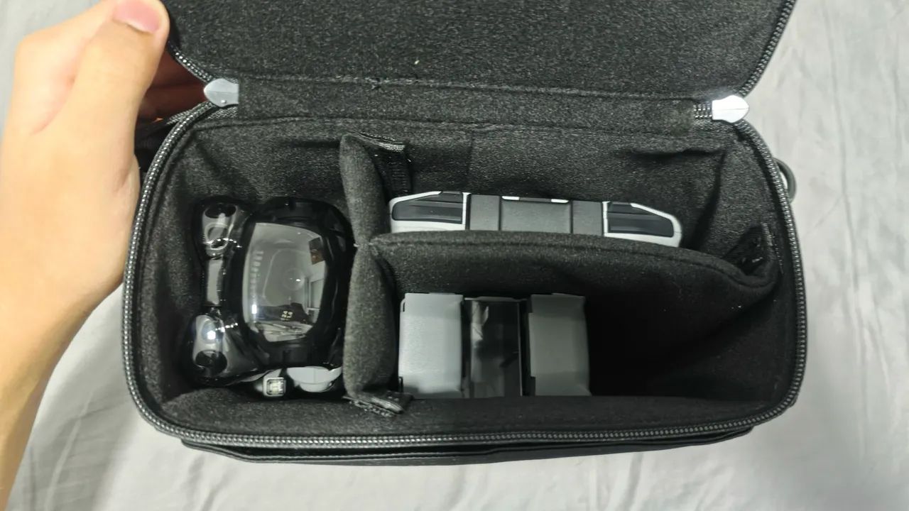 DJI mini 5 pro, 3 baterias com hub de carregador e controle sem tela - Foto 2