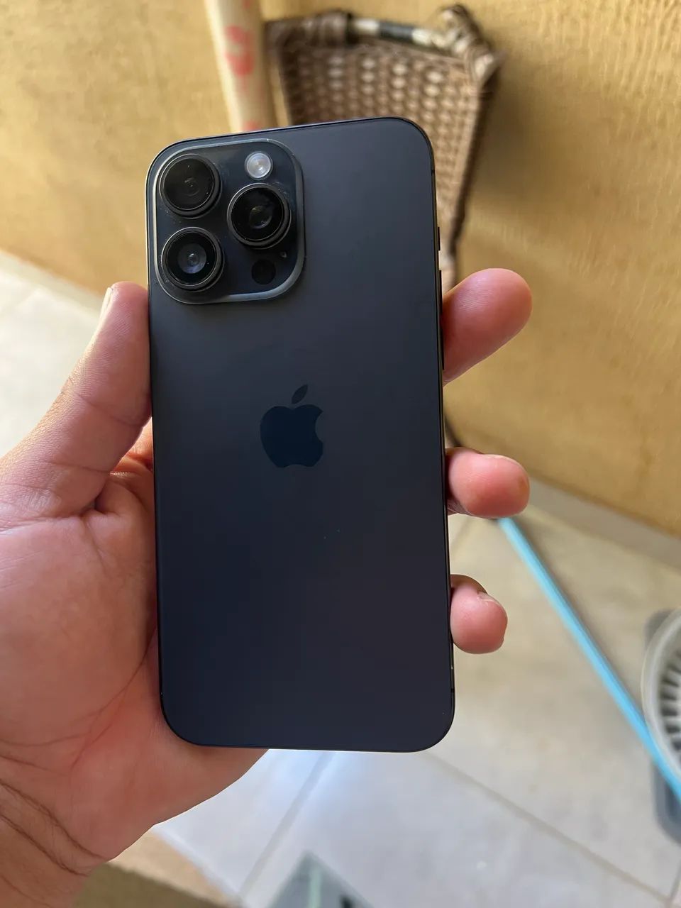 iPhone 15 PRO MAX 256 GB PRA HJ R$2.850 - Foto 3
