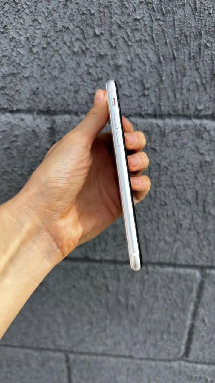 Celular IPhone SE 64gb 11 - Foto 3